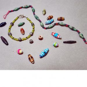 make-paper-beads_Beadology-Iowa make-paper-beads_Beadology-Iowa