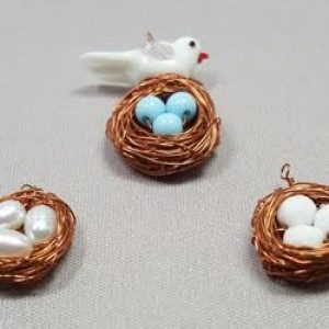 birds-nest_wirework_pendant_Beadology-Iowa Bird's Nest Pendant--great gift project