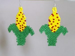 Corn-Earrings_Beadology-Iowa Brick Stitch Corn Earrings
