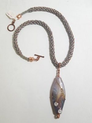 Kumihimo_Lampwork_Necklace_Joyce-Horn_Laurel-Kubby_Beadology-Iowa Kumihimo Necklace with Joyce Horn Lampwork