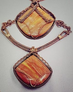 Petrified-Wood-Pendant_Tumbled-Wire-Designs_Beadology-Iowa Petrified Wood and Copper Necklace