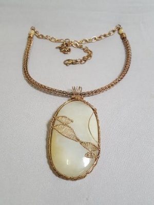 Yellow-Quartz-Pendant_Tumbled-Wire-Designs_Beadology-Iowa Yellow Quartz and Bronze Necklace