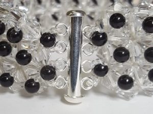 Swarovski-Cuff_onyx_clasp-closeup_Karen-Kubby_Beadoloogy-Iowa Swarovski Cuff with Onyx
