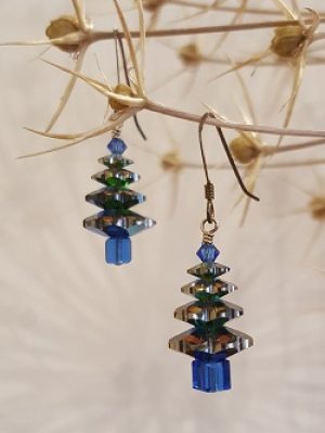 Holiday-Tree-Kit_Beadology-Iowa Holiday Tree Earring Kit