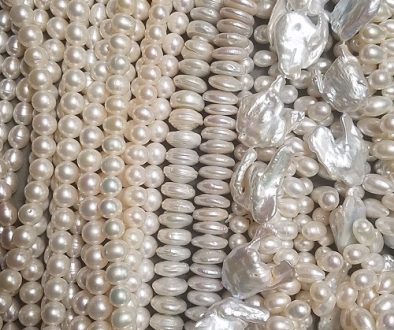 pearls-galore_Beadology-Iowa