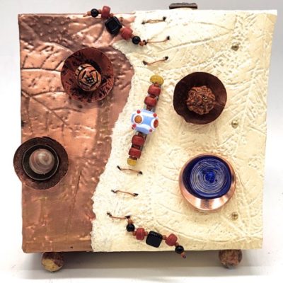 Bead Challenge 2025--Bonnie Balluff Hanlin's "Similarly Unique"